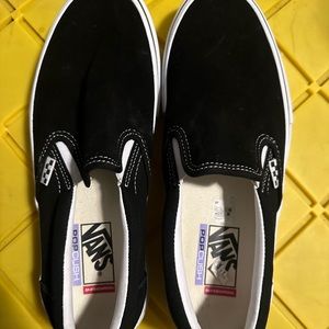 Men’s vans suede slip ons